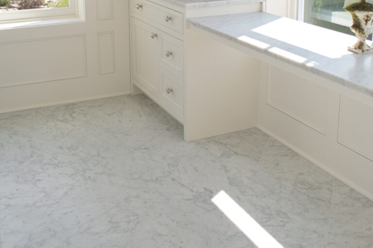 Bianco Venatino WEB006