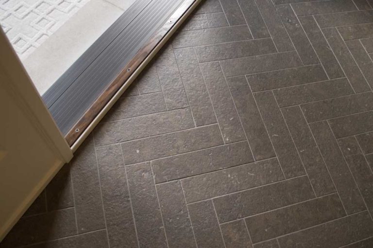 St Andrews Antiqued Herringbone 3x12 005