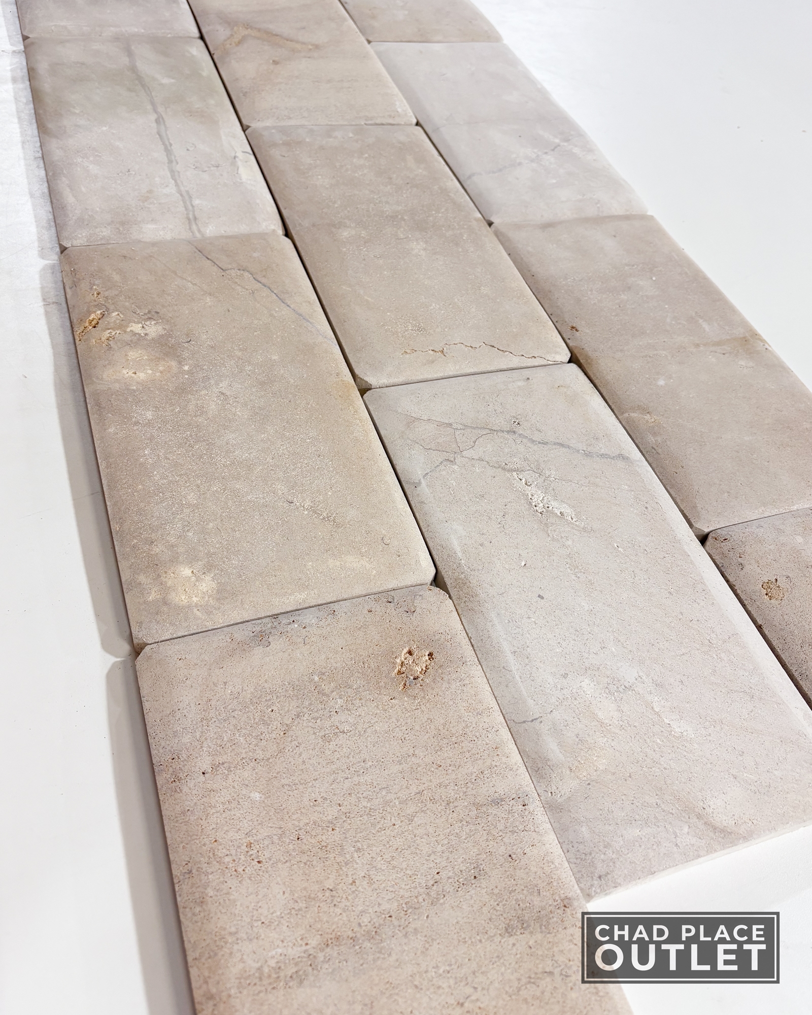 Fontenay Pillowed & Honed - Outlet Overstock - Image 6