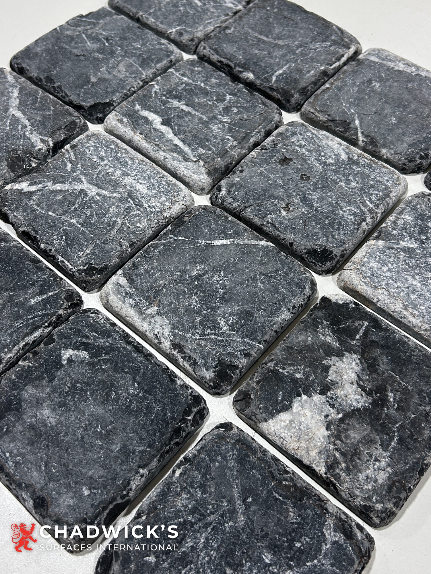 Negro Marquina Tumbled - Outlet Overstock - Image 3