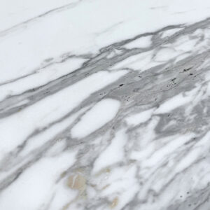 Calacatta Borghini IT Honed